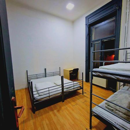 Casa Centrico Vandrarhem Budapest Exteriör bild